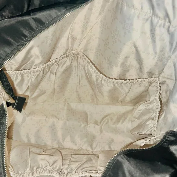 Thirty-One City Park Bag in Black NWOT - Picture 6 of 9